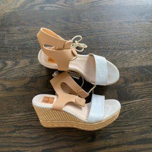 Kanna Wedges